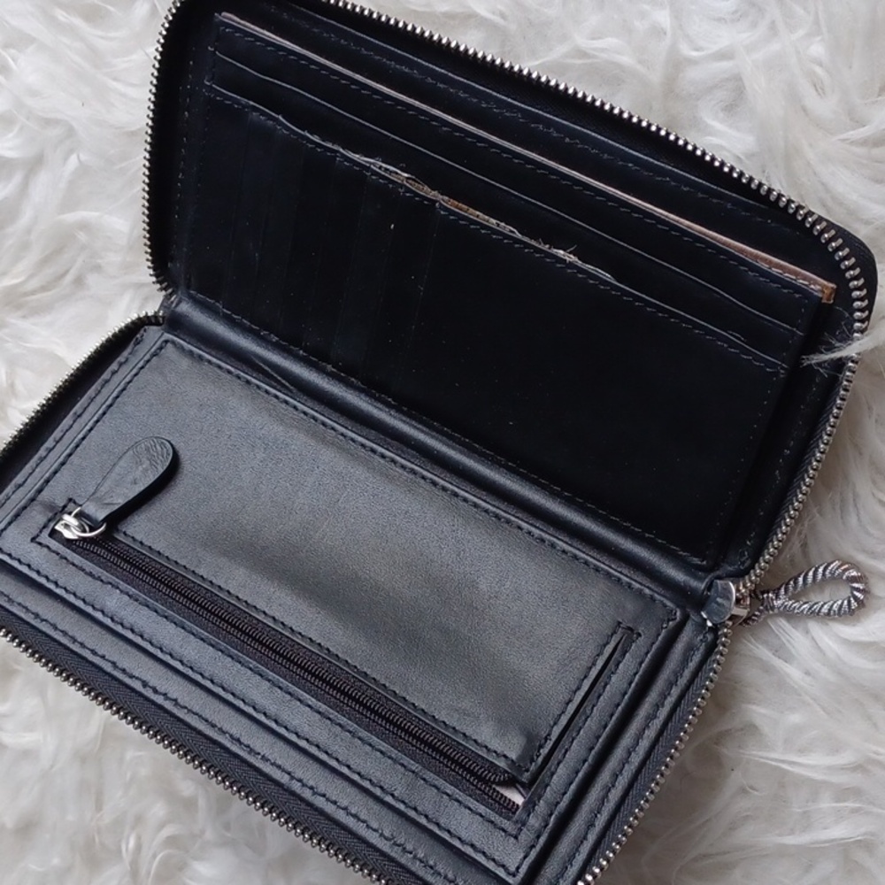 Judith Ripka wallet - Picture 7 of 13